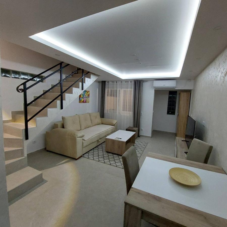 Apartman Lux Jelena Surčin Dış mekan fotoğraf