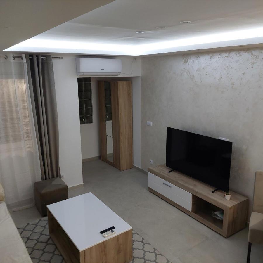 Apartman Lux Jelena Surčin Dış mekan fotoğraf