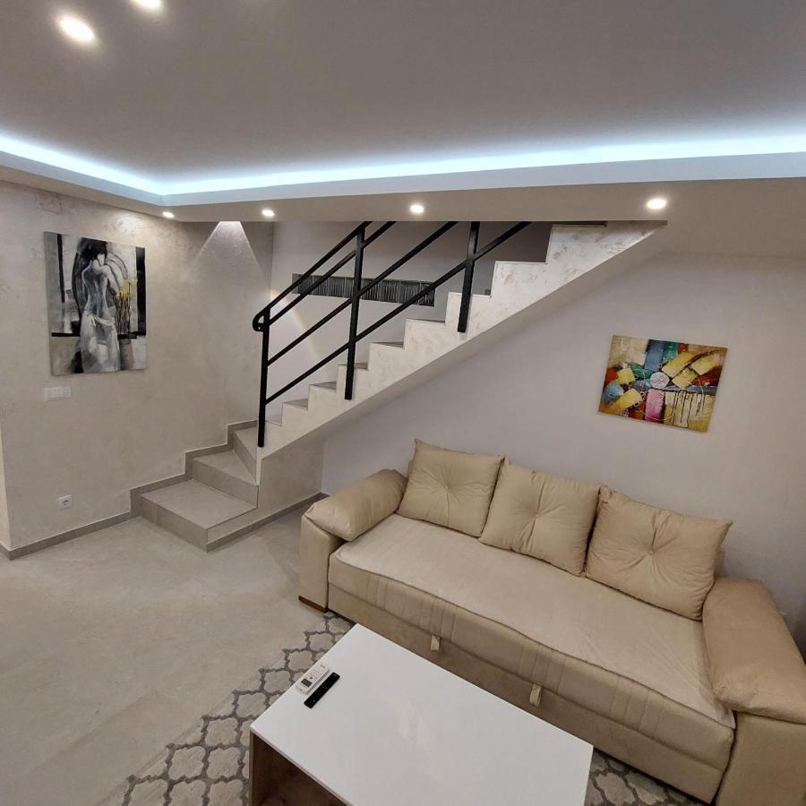 Apartman Lux Jelena Surčin Dış mekan fotoğraf