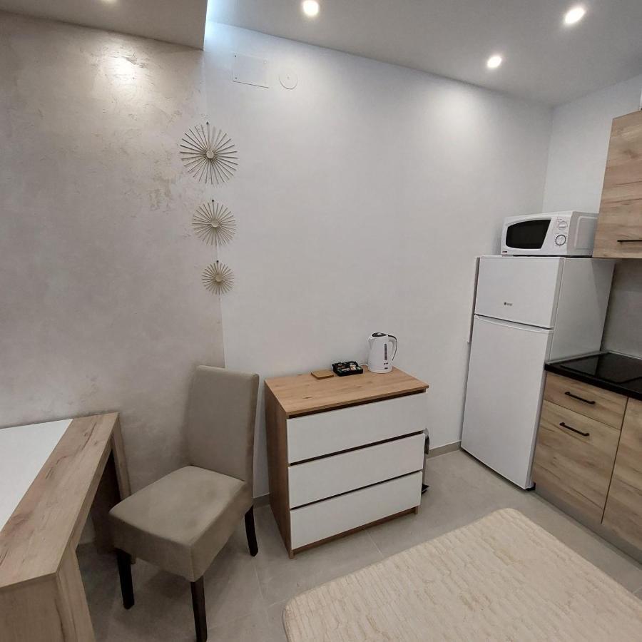 Apartman Lux Jelena Surčin Dış mekan fotoğraf